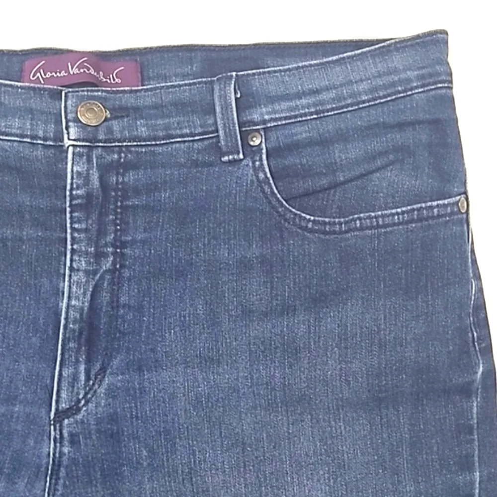 Gloria Vanderbilt Distressed Jeans High Waist Rise Denim Whiskered Straight Leg
